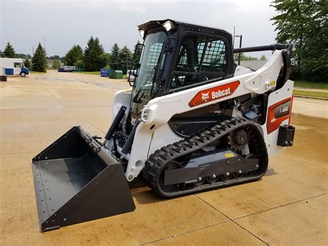 bobcat t66 track steer